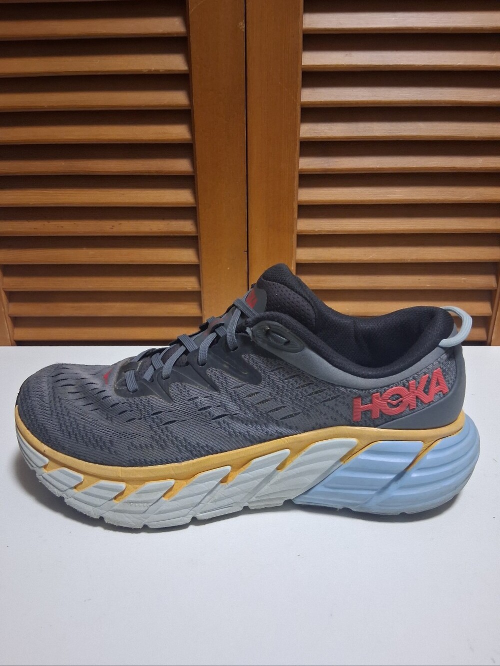 Hoka Gaviota 4 Men’s Running Shoe * Size: 10D